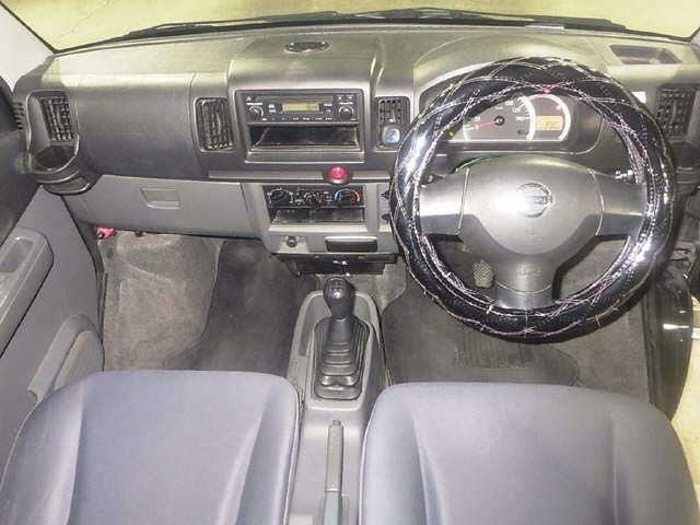 NISSAN NV100 CLIPPER