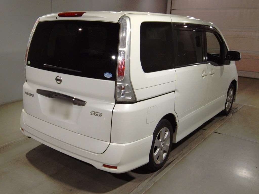 NISSAN SERENA