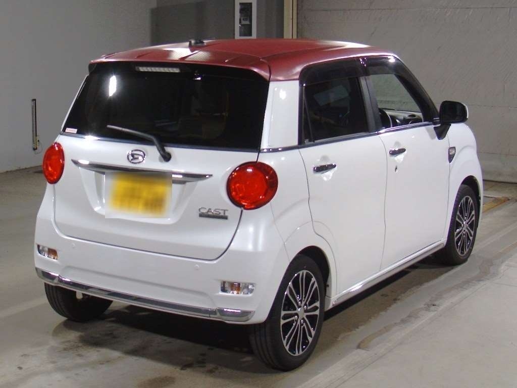 DAIHATSU CAST