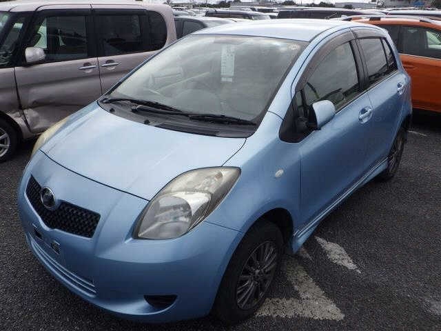TOYOTA VITZ