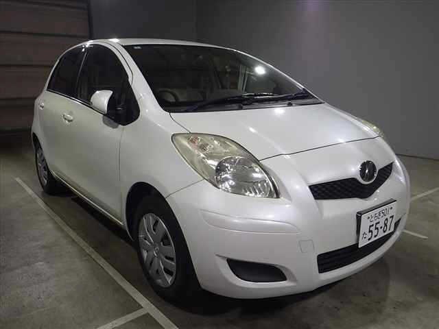 TOYOTA VITZ