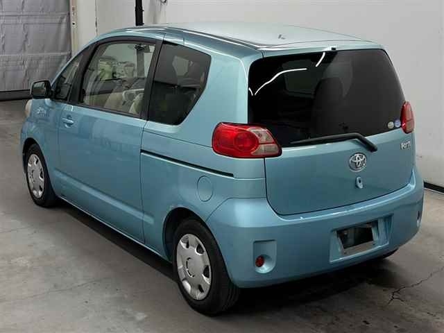 TOYOTA PORTE