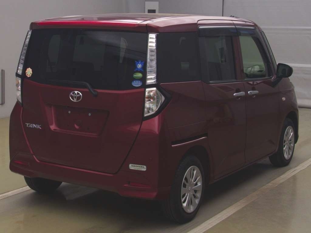 TOYOTA TANK