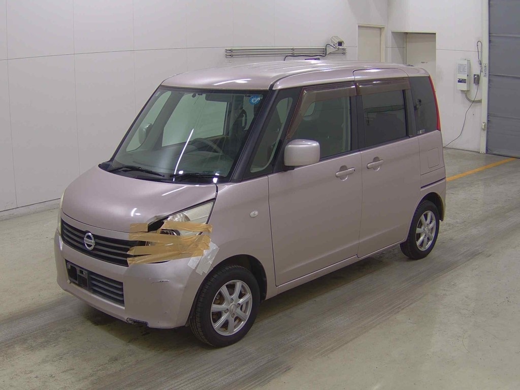 NISSAN ROOX