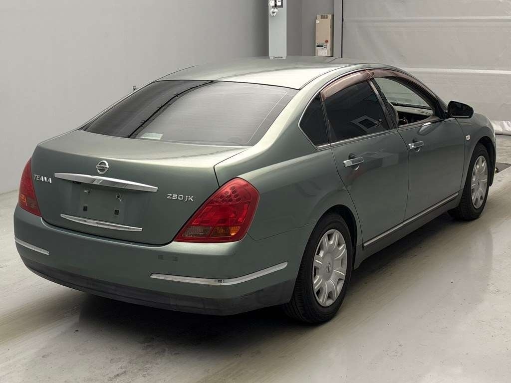 NISSAN TEANA