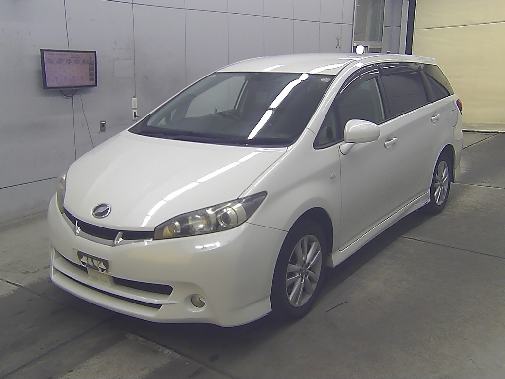 TOYOTA WISH