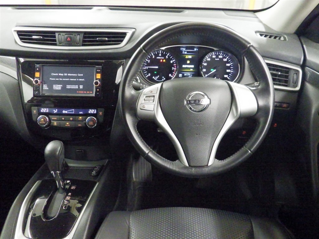 NISSAN X-TRAIL