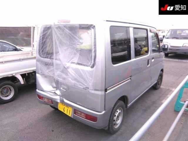 TOYOTA PIXIS VAN