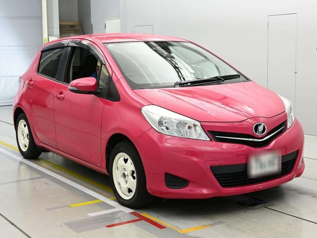 TOYOTA VITZ