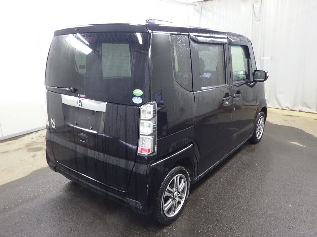 HONDA N-BOX