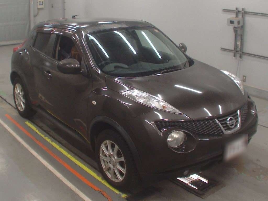 NISSAN JUKE