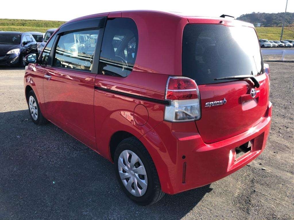 TOYOTA SPADE