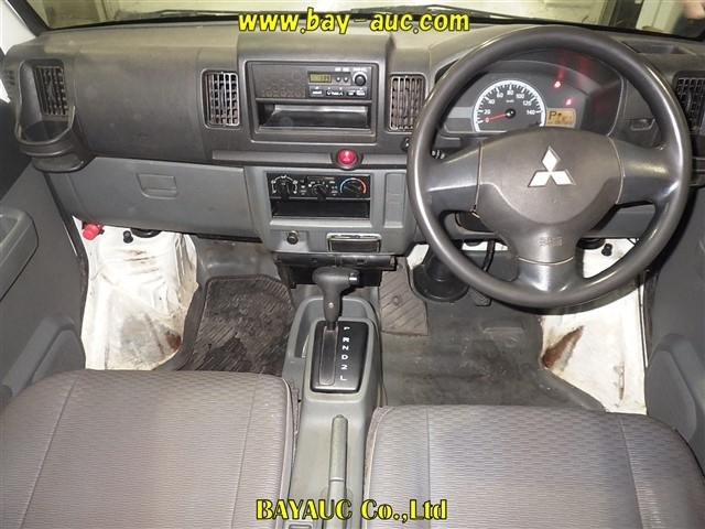 MITSUBISHI MINICAB