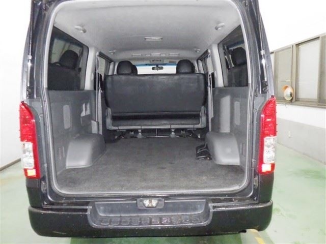 TOYOTA REGIUS ACE