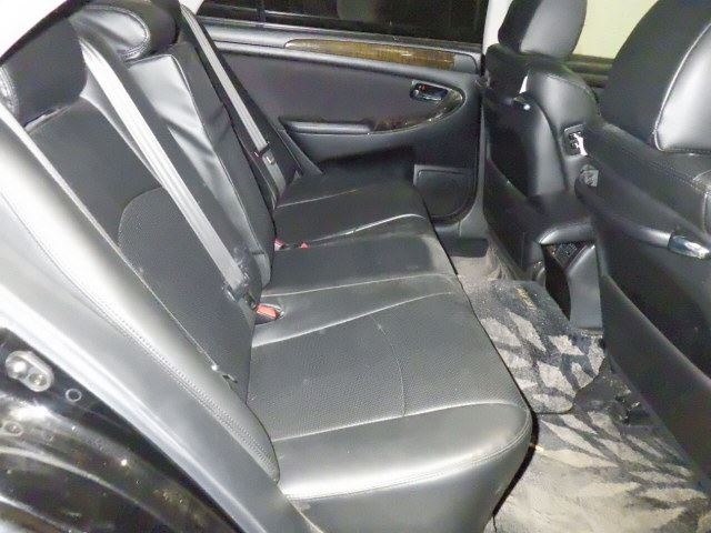 TOYOTA CROWN MAJESTA