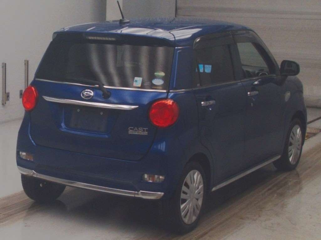 DAIHATSU CAST