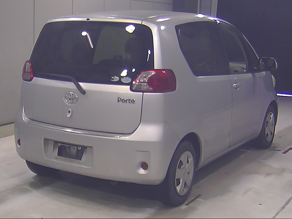 TOYOTA PORTE