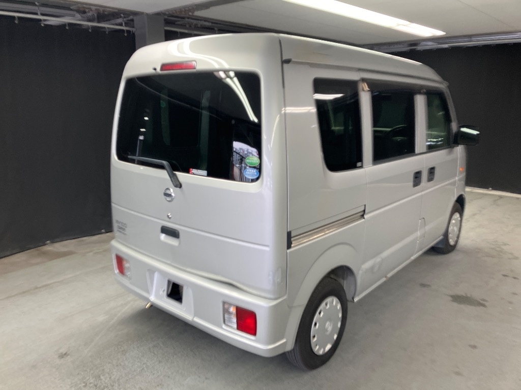 NISSAN NV100 CLIPPER