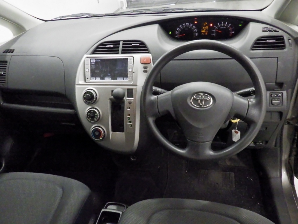TOYOTA RACTIS