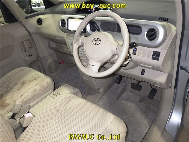 TOYOTA PORTE