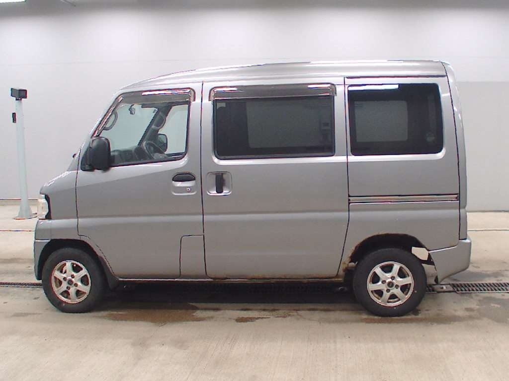 MITSUBISHI MINICAB