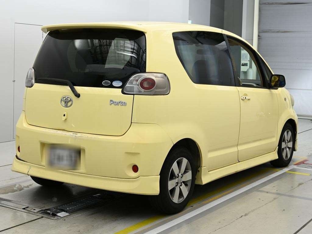 TOYOTA PORTE