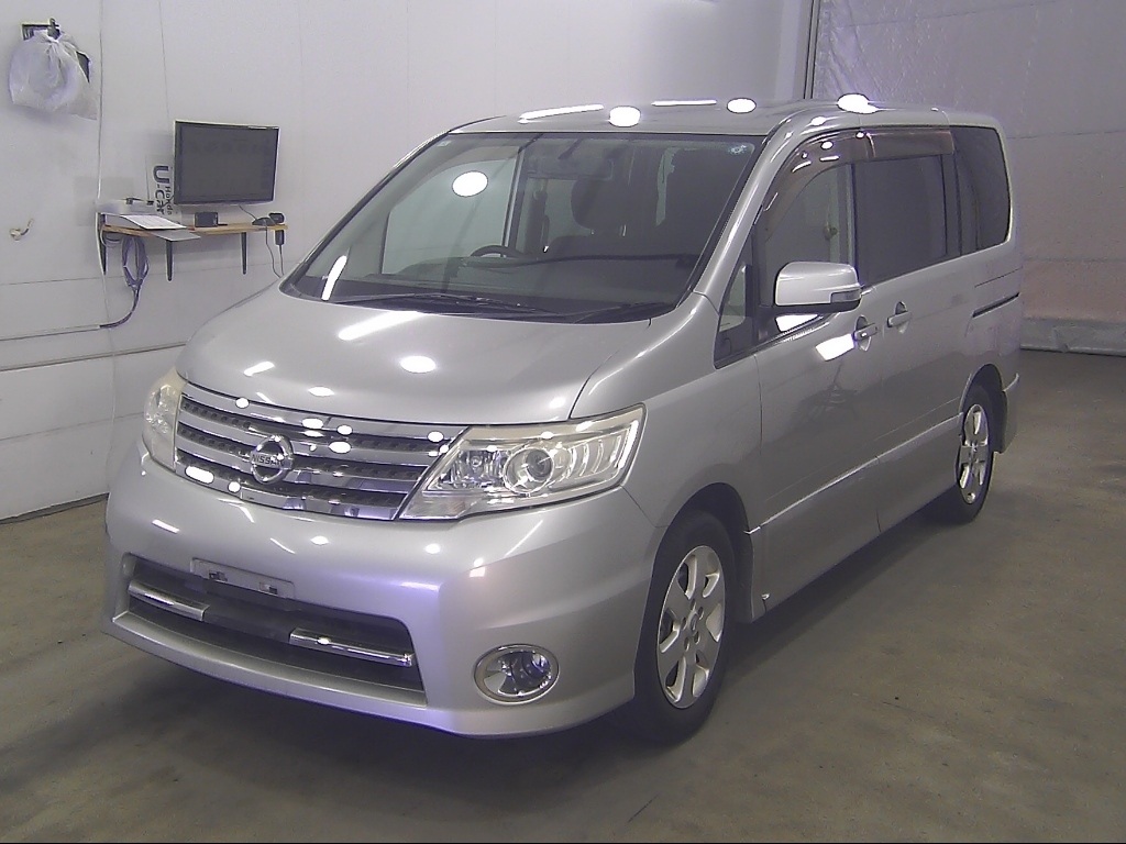 NISSAN SERENA