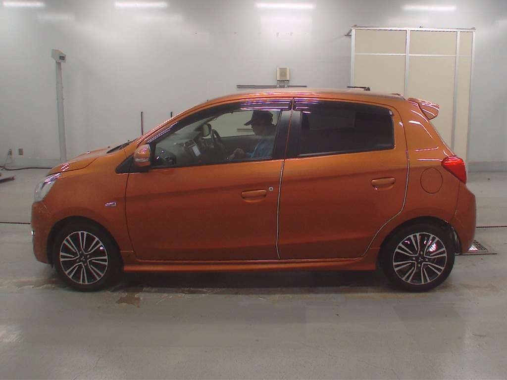 MITSUBISHI MIRAGE