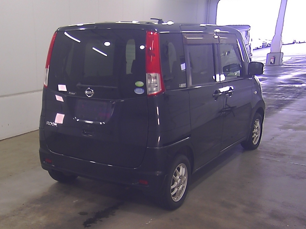 NISSAN ROOX