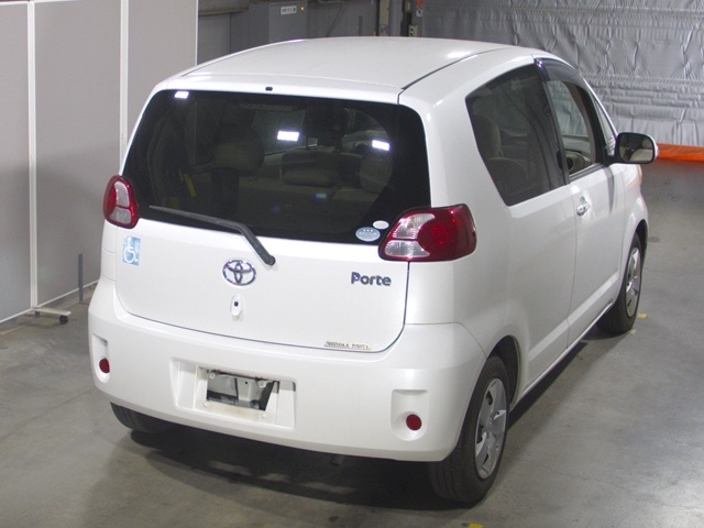 TOYOTA PORTE