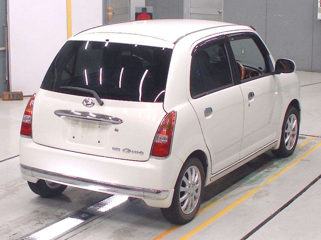 DAIHATSU MIRA GINO