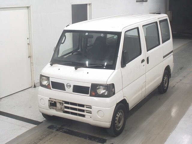 NISSAN CLIPPER