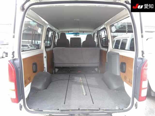 TOYOTA REGIUS ACE