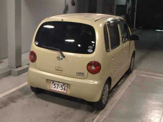 DAIHATSU MOVE LATTE