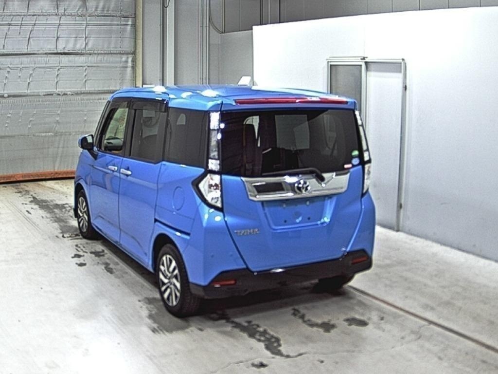 TOYOTA TANK