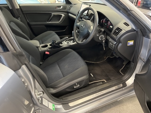 SUBARU LEGACY