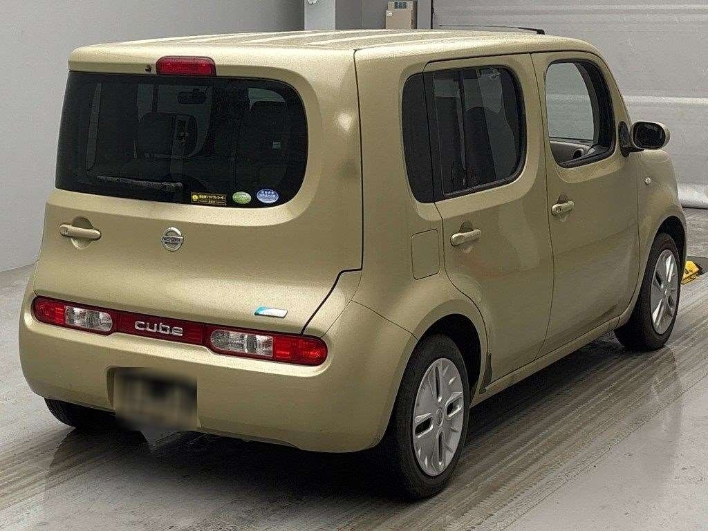 NISSAN CUBE