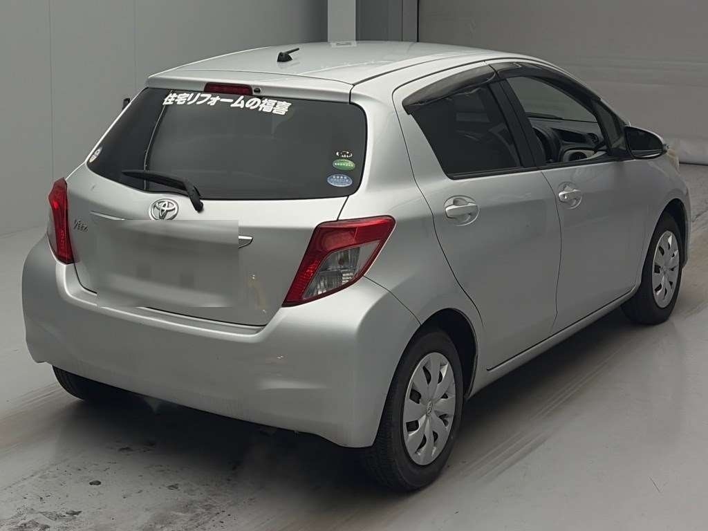 TOYOTA VITZ