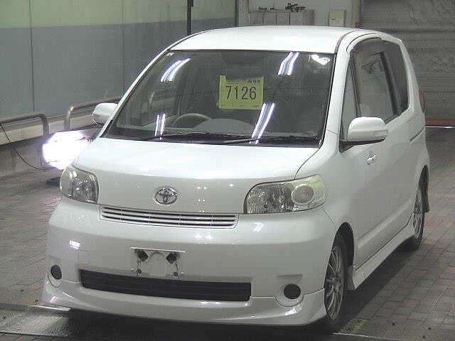 TOYOTA PORTE