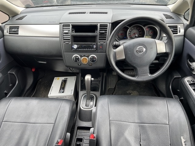 NISSAN TIIDA