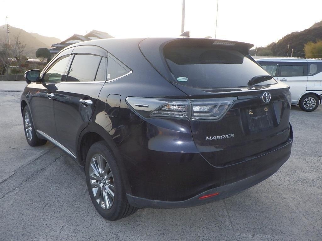 TOYOTA HARRIER