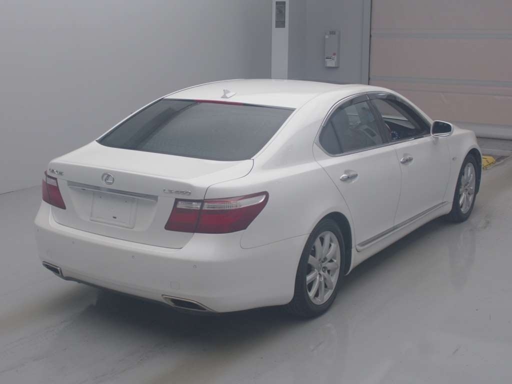 LEXUS LS460