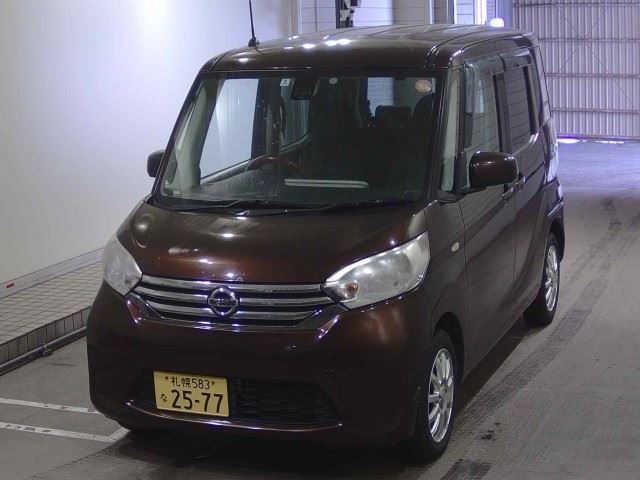 NISSAN DAYZ ROOX
