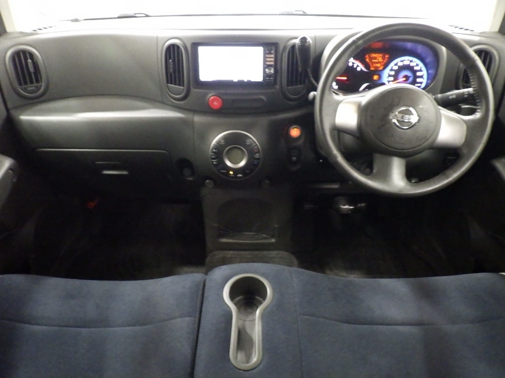 NISSAN CUBE
