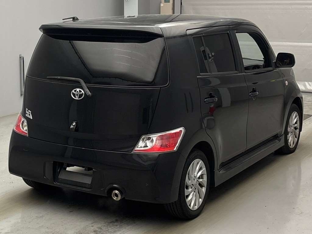 TOYOTA BB