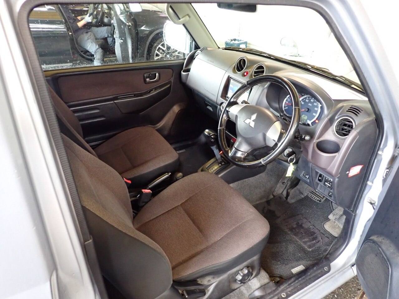 MITSUBISHI PAJERO MINI