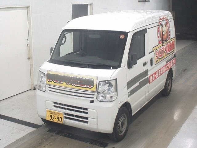 NISSAN NV100 CLIPPER