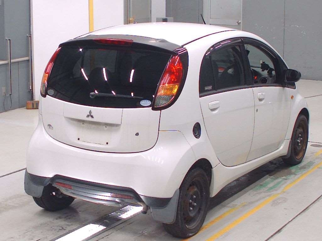 MITSUBISHI I