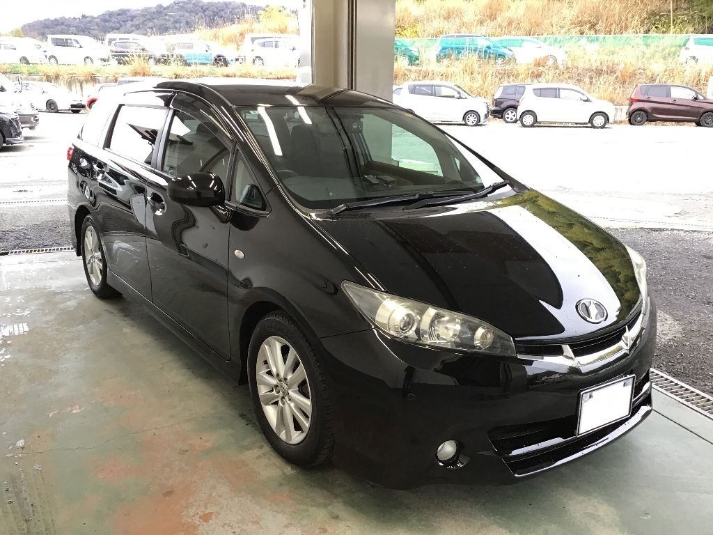 TOYOTA WISH