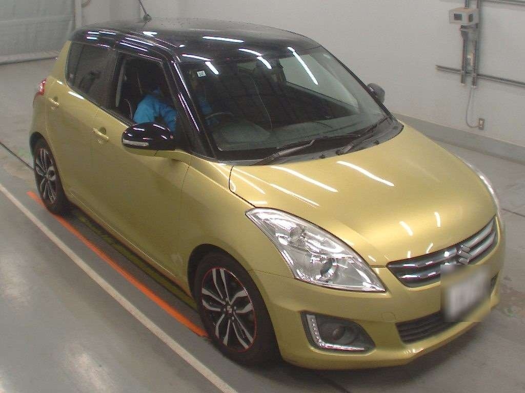 SUZUKI SWIFT